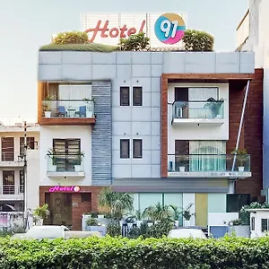 Hotel 91 Golf Course Road